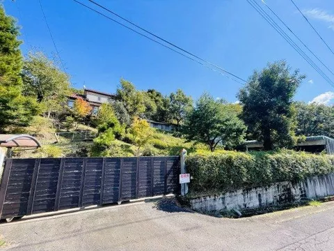 A villa area rich in nature and tranquility! Surrounded by hot spring facilities, tourist attractions, and golf courses♪