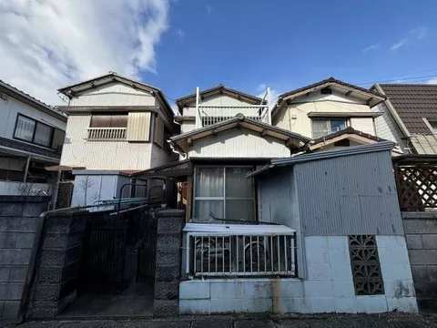 (Bunka no Mori station) 2F 4DK

2.5 million yen