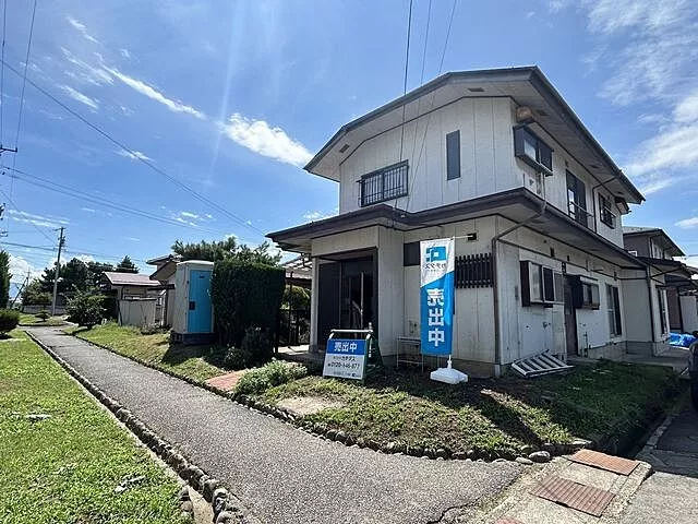 Used single-family home in Suzaka City, Kita Ainojima
