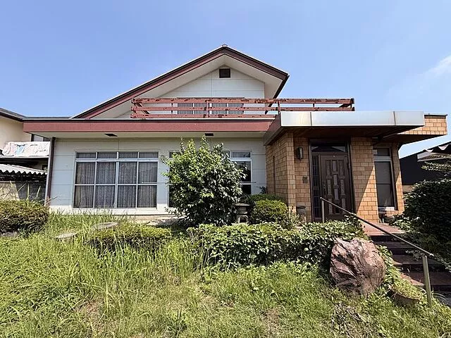 Used single-family home Takasaki City Inaridai Town used house
