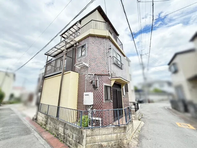 3-story building, 4K, 2-chome, Kuwazu, Itami City (Itami Station)