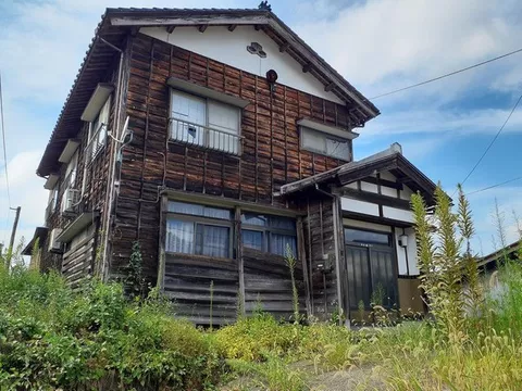 Oaza Kyuhirota (Echigo Hirota Station) 980,000 yen