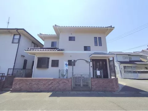 "Renovation completed in February 2026 × Comfortable new life" ~ 13 minutes on foot from Chuo Elementary School ~