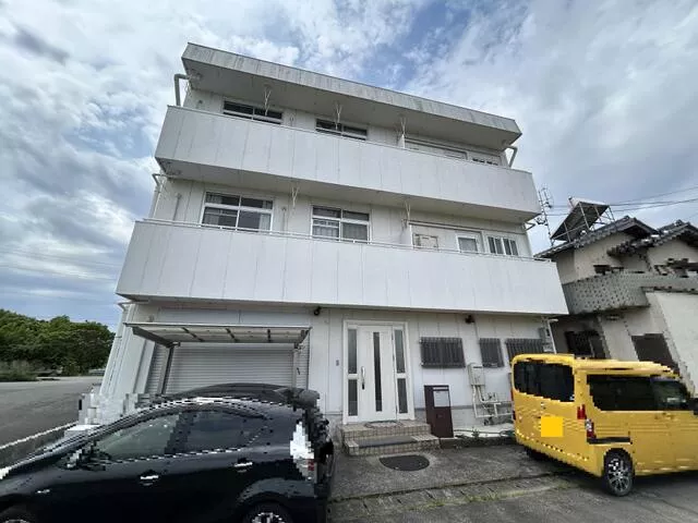 Gifu City, Yanagitsucho Shimosawanishi 1-chome (Yanagits Station) 3-story building 13LDK
