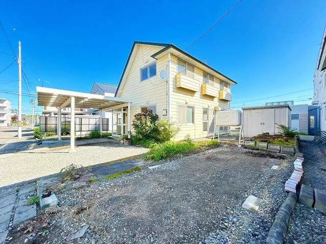 Obihiro City Nishi 13-jo Minami 31-chome (Obihiro Station) 2-story 4LDK