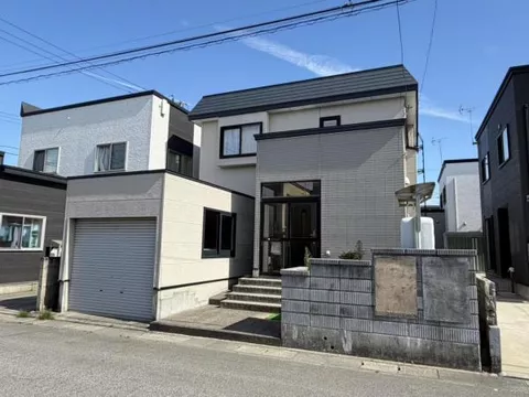 Aomori City, Akasaka 2-chome