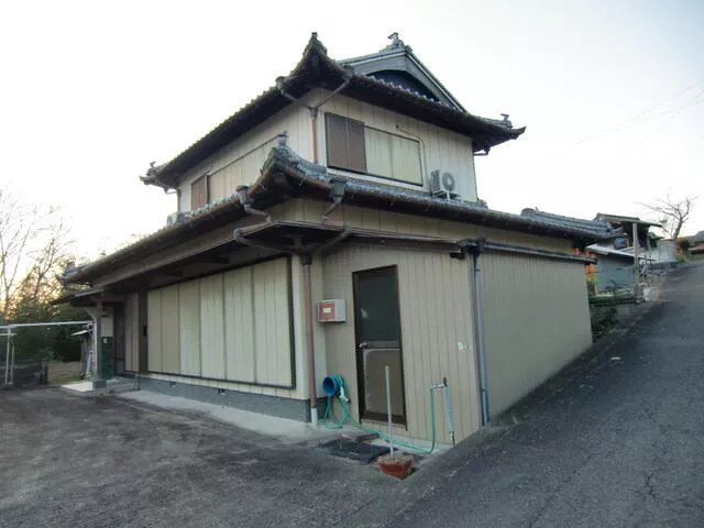 Awa City, Awa Town, Ueizakura (Kawata Station) 2-story 6DK