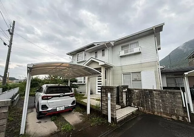 Used single-family home Marugame City Iiyama Town Higashisakamoto single-family home