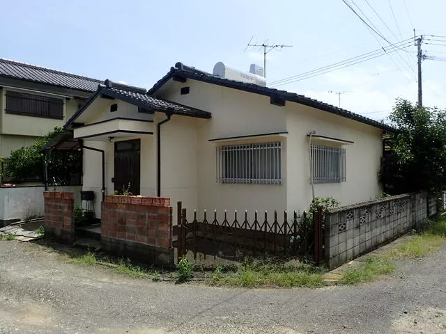 Hayami District, Hiji Town, Oaza Kawasaki (Hiji Station) Single-story building 3DK