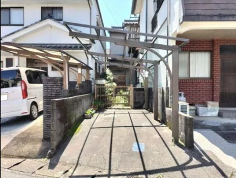 Kochi City Akaishicho (Asahimachi 1-chome Station) 2-story 3DK