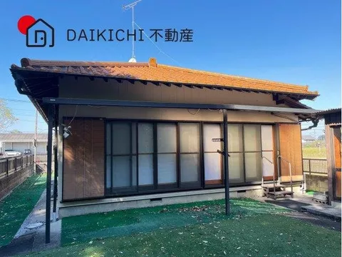 Popular single-story house♪ Spacious! Parking space for more than 5 cars possible!