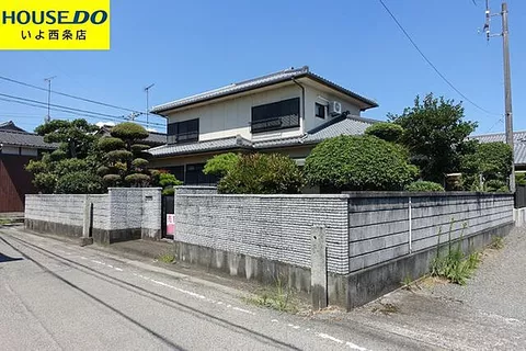 Used single-family home in Saijo City, Hiroe