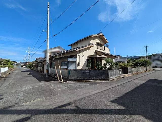 Used single-family home Shunan City Shin-Keiko-dai 1-chome 4LDK