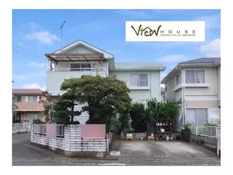 Southwest corner lot × parking for 2 cars | Good sunlight and ventilation | A family-friendly home within a 9-minute walk to elementary and middle schools