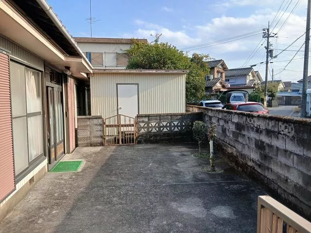 Anan City Nakagawa-cho Akaiike (Awa Nakajima Station) Single-story building 5DK