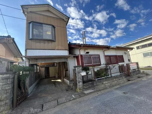 Tanaka Arao, Kujukuri-cho, Yamato-gun (Gumyo station) 2F 4K

1.5 million yen
