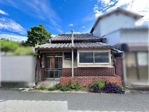 Ishiki Town (Kujō Station) 2 million yen