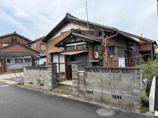 Yokkaichi City, Chunanaya Town (Yokkaichi Station), single-story building, 4DK