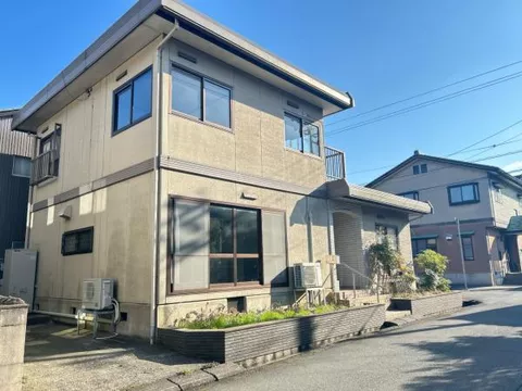 Fukui City, Oshima Town (Ebata Station) 2-story building 5LDK