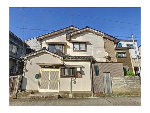 A cozy detached property in Jonan 2-chome, Kanazawa City.