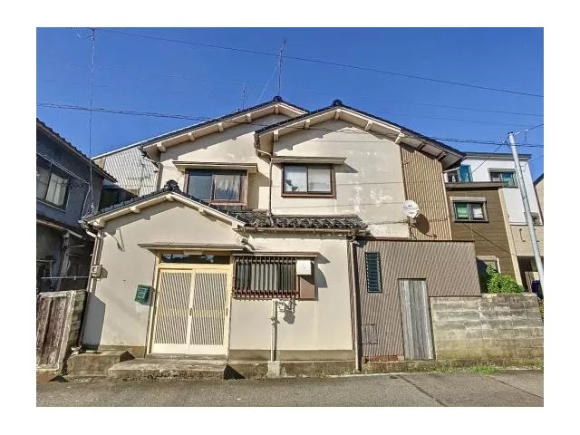 A cozy detached property in Jonan 2-chome, Kanazawa City.