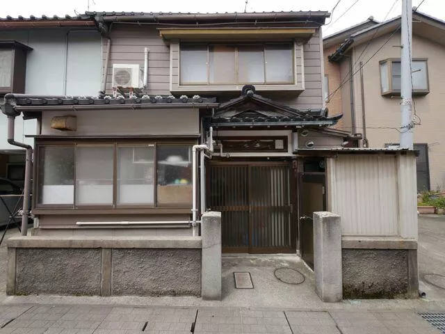 Kanazawa City, Kikukawa 1-chome (Nomachi Station) 2-story building 5SDK