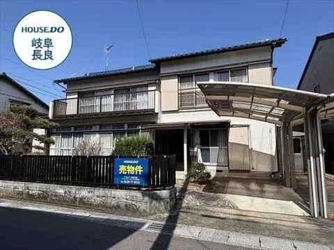 【South-facing with good sunlight◎】Carport for 2 cars available♪