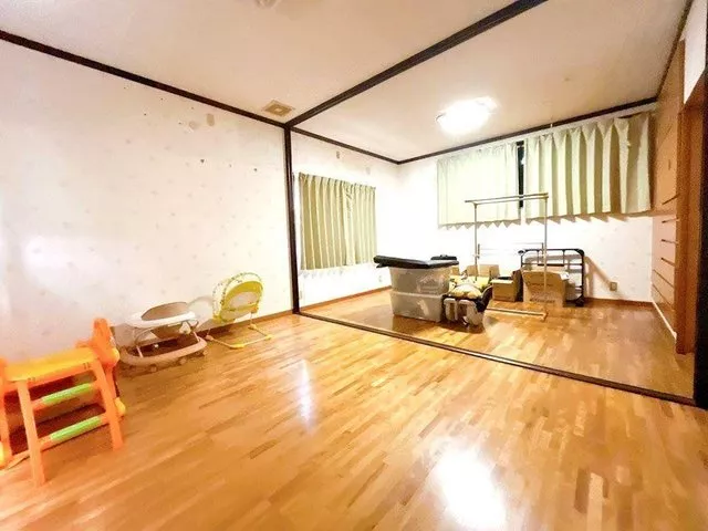Takai Real Estate☆A well-maintained home. There is a history of water area renovations♪