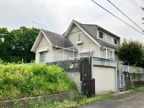 Tsu City, Hakusan Town, Minade (Sakakibara Onsen-guchi Station), two-story building, 5LDK
