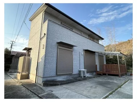 [Landslide Hazard Warning Area] A two-story all-electric beautiful home with 4LDK, facing south and fully functional.