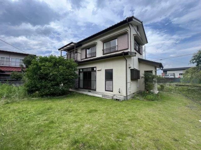 An owner-change property in Ichikawa-Misato Town, Ichikawa-Daimon! A 4LDK rental house.
