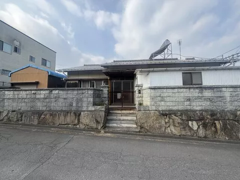 Takamatsu City, Aji Town Matsuo (Yaguri Station) Single-story 4DK