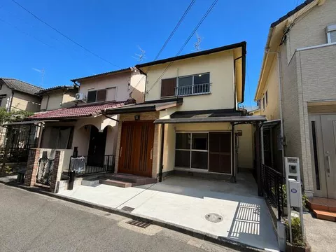 Yamato Koriyama City, Tsutsui Town (Tsutsui Station) 2-story building 4DK
