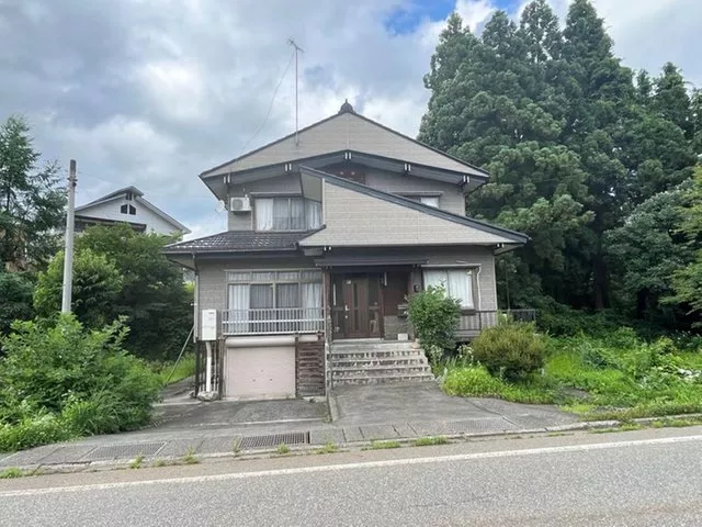 Nishikawaguchi (Echigo-Kawaguchi Station) 3.8 million yen