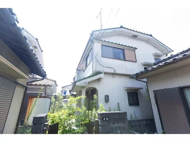 [2 stations available × parking space for 2 cars] Transform into your ideal home with your preferred renovation!