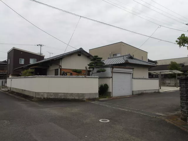 Ayauta District, Ayagawa Town, Hatada (Hatada Station) Single-story building 5DK