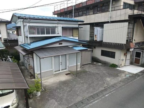 48 years old, residential 3K + hall ♪ The hall is ideal for a store or office ♪