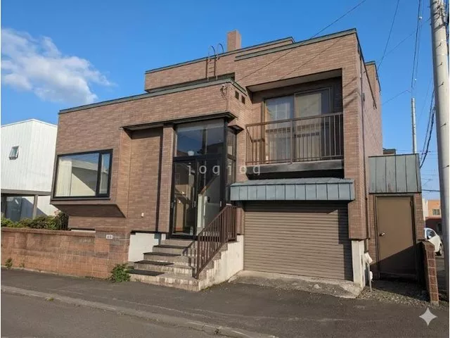 ■Southeast and northeast corner lot! ■3LDK house with garage and garden.