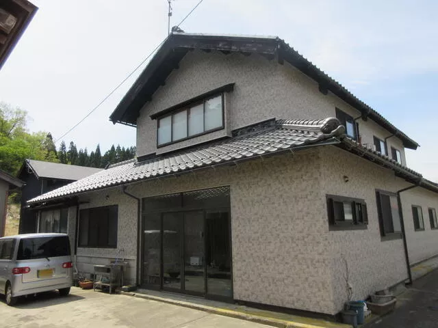 Komatsu City, Satogawa Town (Komatsu Station) 2-story 10DK