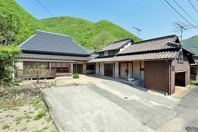 Wake County, Wake Town, Tsuse (Wake Station) Single-story building 6SDK