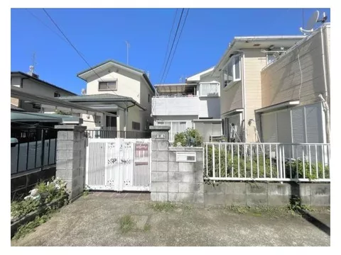 ☆Searching for your ideal home with Hubest Estate☆ 4LDK with garden and parking for 3 cars