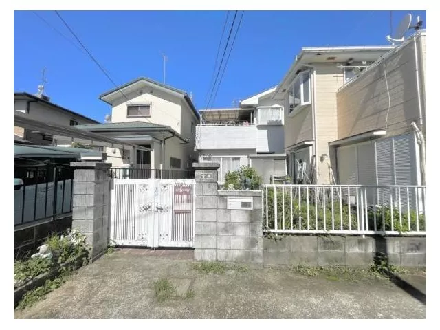 ☆Searching for your ideal home with Hubest Estate☆ 4LDK with garden and parking for 3 cars