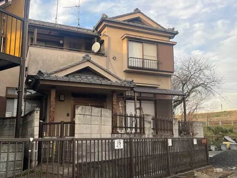Kazo-shi, Kazo-city Mukoukoga (Shinkoga station) 2F 6LDK

5.8 million yen