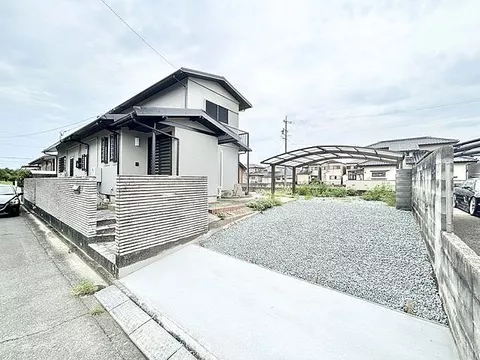Used single-family home in Shiratsuka-cho, Tsu City