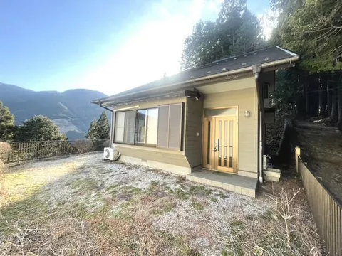 Nishitama District, Okutama Town, Hikawa (Okutama Station) 2-story 3LDK