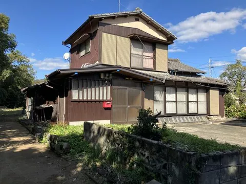Saga City, Kuboizumi Town, Oaza Kamiiizumi 2-story building 8DK