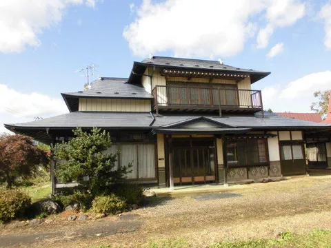Shiwa County, Yahaba Town, Oaza Shirasawa 5th District 2-story 7DK