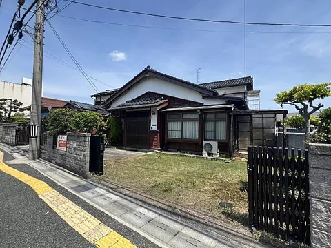Used single-family home in Nishifukuhara 2-chome, Yonago City - Used residence