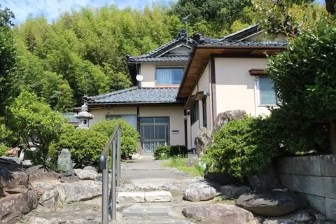 Awara City Funatsu (Awara Yunomachi Station) 2-story 11DK
