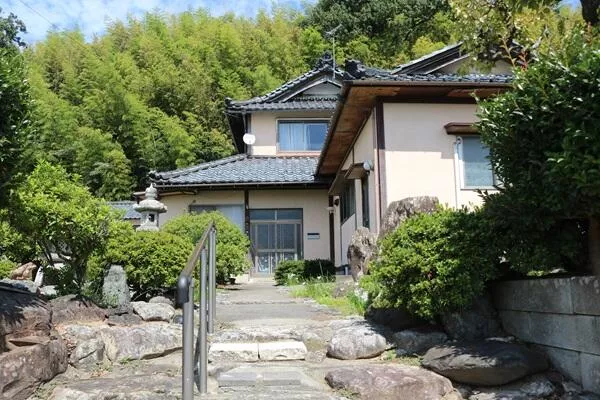 Awara City Funatsu (Awara Yunomachi Station) 2-story 11DK